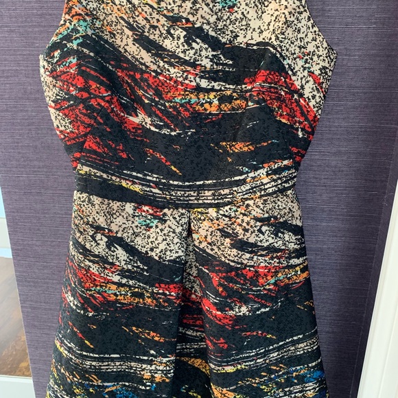 Hunter Bell Printed Shimmer Dress - Picture 4 of 4